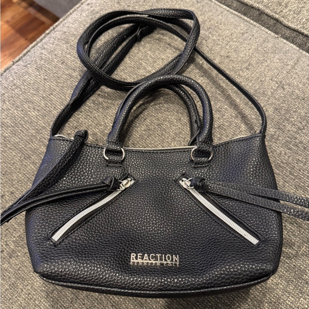 Kenneth Cole Reaction Black Crossbody Bag